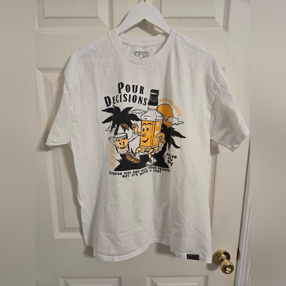 Pour Decisions White Graphic T-Shirt for Men Open 925 Size XLarge